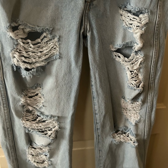 REVICE ex-boyfriend distressed light wash jeans 28 - Picture 7 of 7